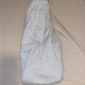 aritzia (TNA) grey sweatpants
